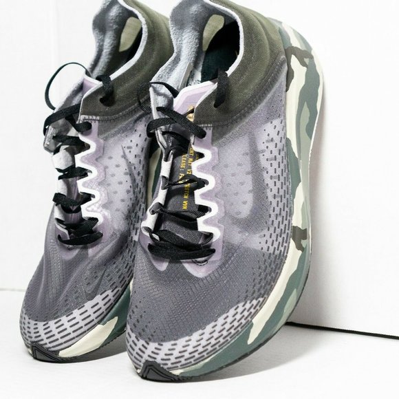 Nike Zoom Fly SP Fast "Camo" Mens Size 10.5 AT5242 - Picture 2 of 7